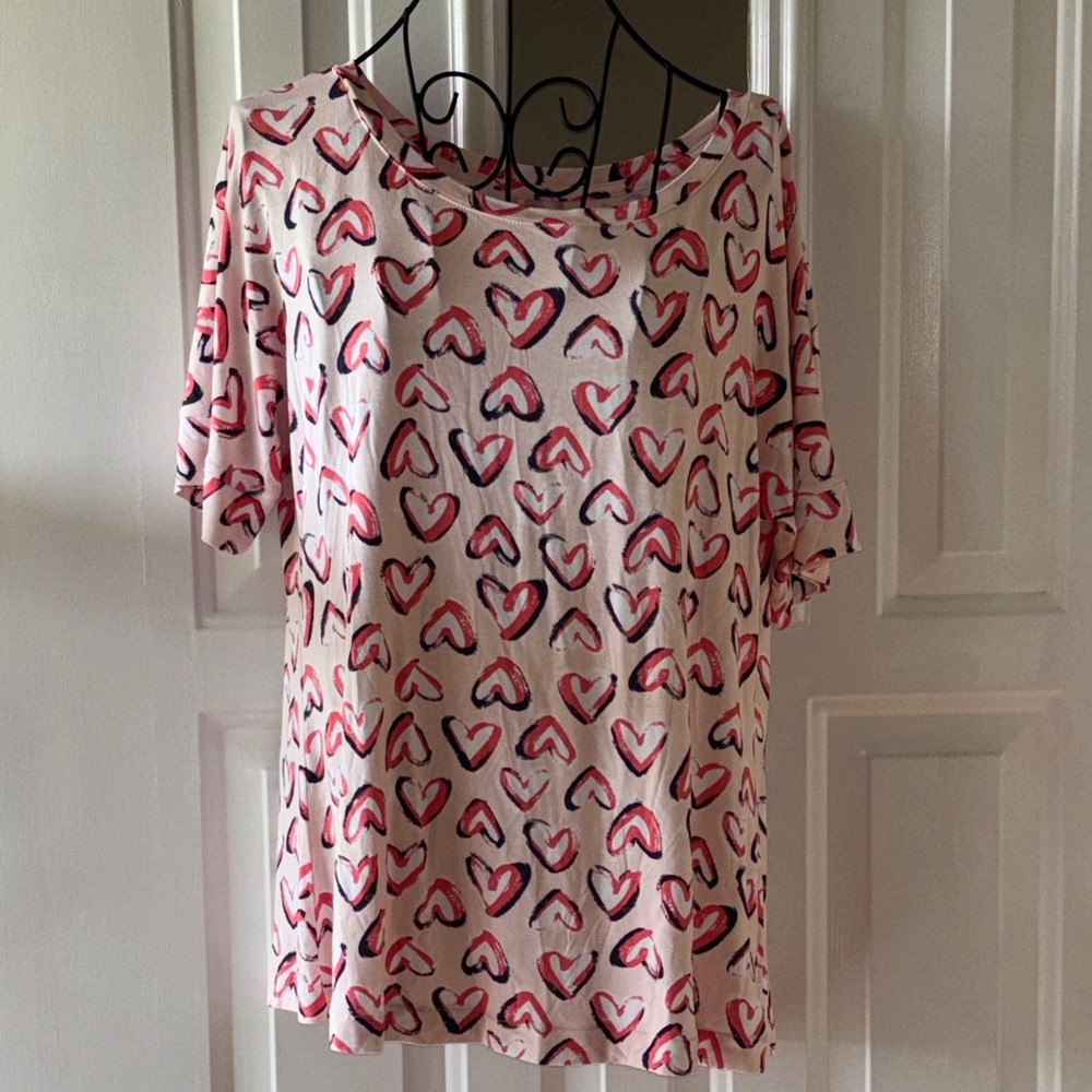 Vera Bradley Pink and Red Heart Short Sleeve Top NEW W TAGS